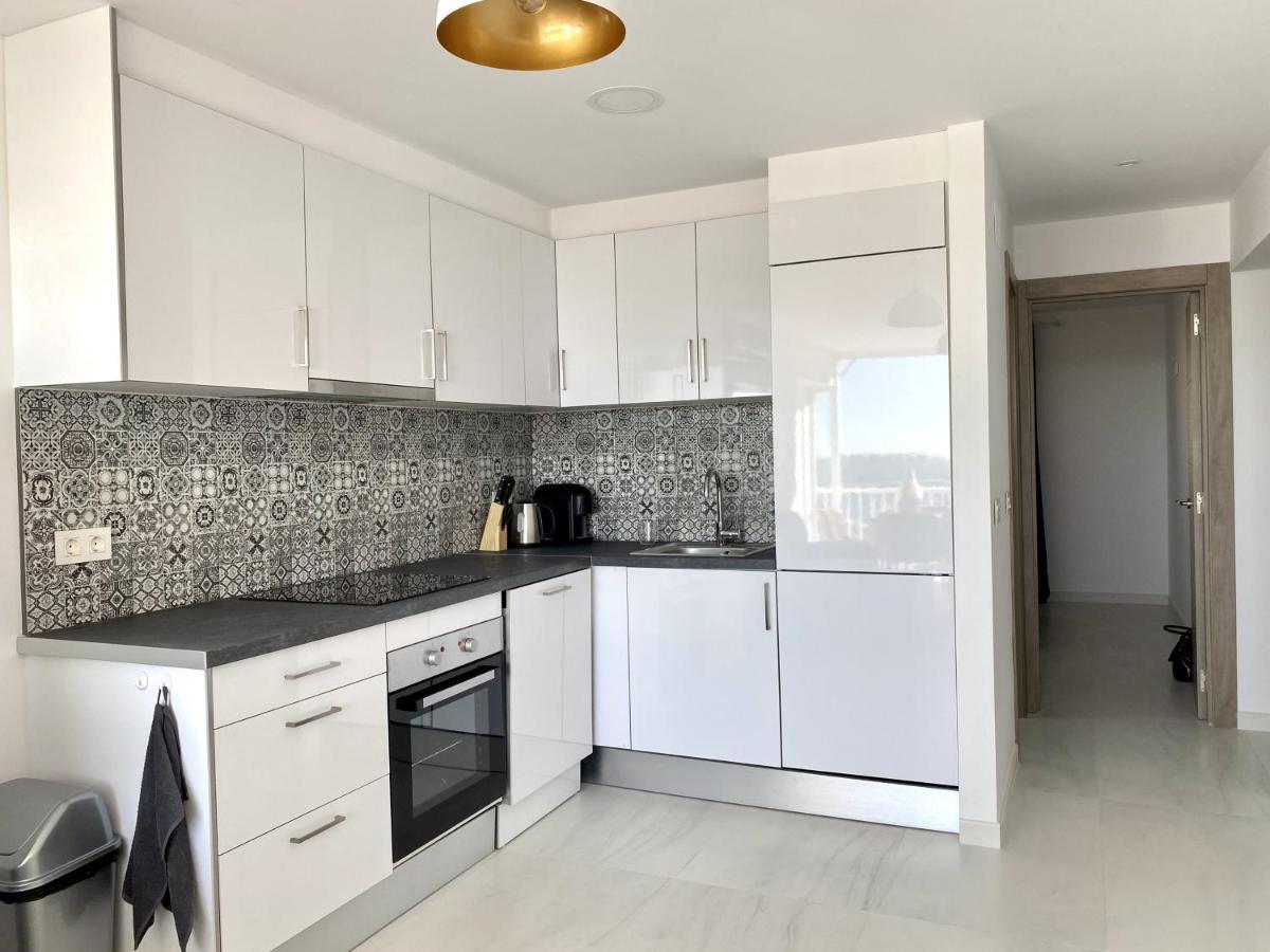 Luxury Apartment With Sea View Puerto Torrevieja Exterior photo