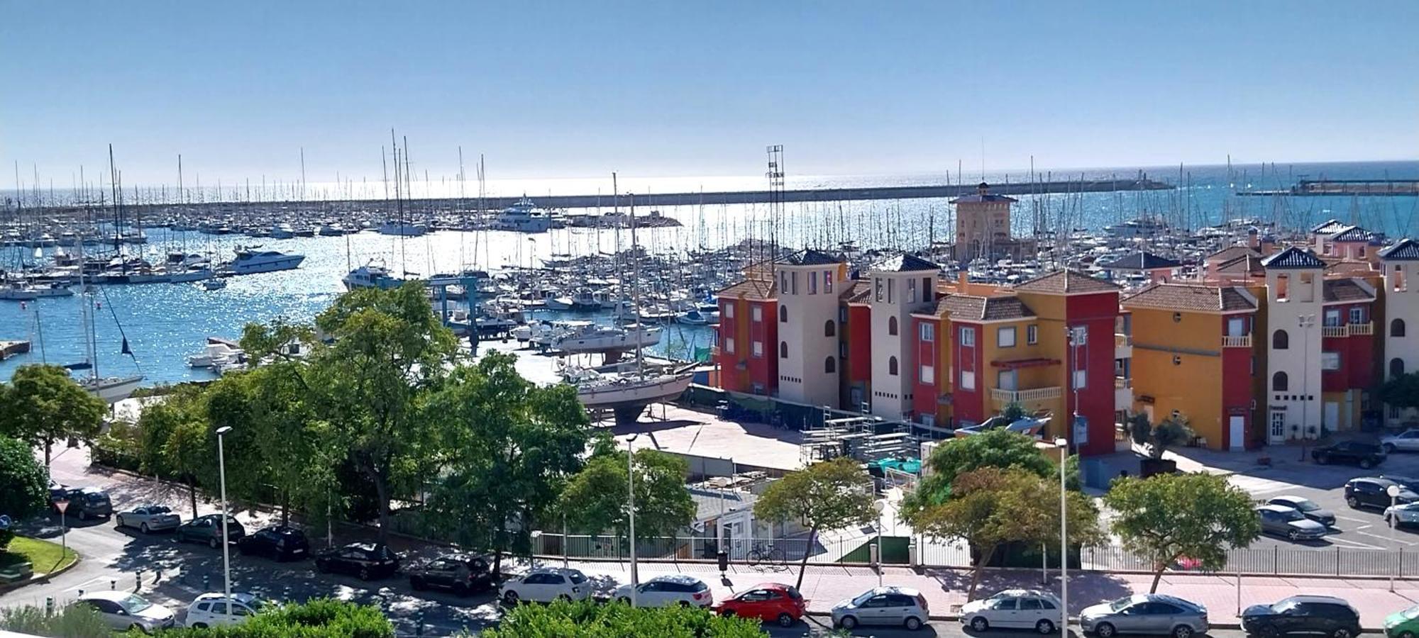 Luxury Apartment With Sea View Puerto Torrevieja Exterior photo